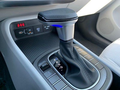 2026 Hyundai Kona SE AWD