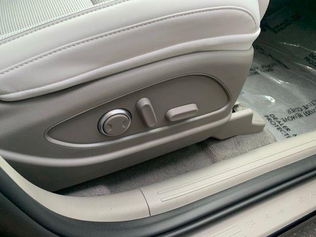 2026 Hyundai Palisade Hybrid SEL Premium 8P
