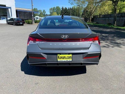 2026 Hyundai Elantra SE