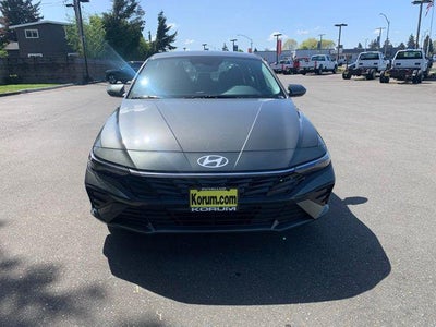 2026 Hyundai Elantra SE