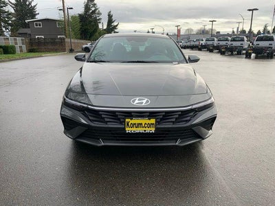 2026 Hyundai Elantra SE