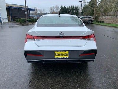 2026 Hyundai Elantra SE