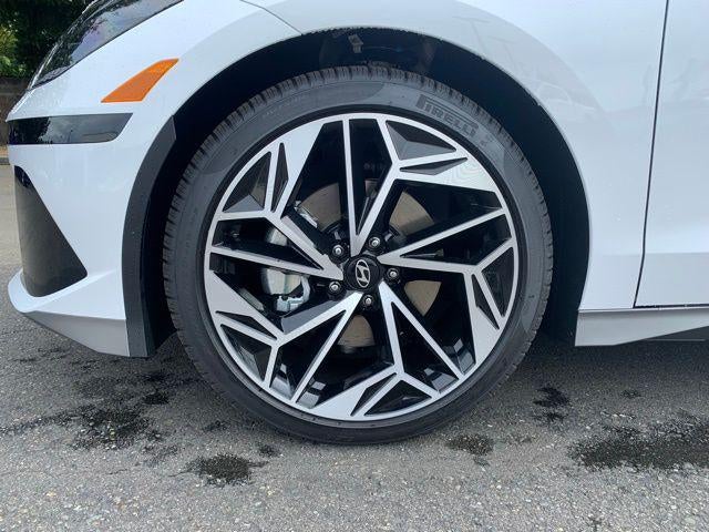 2025 Hyundai IONIQ 6 SEL