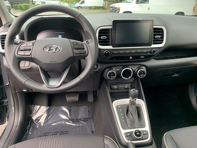 2026 Hyundai Venue SEL w/Two-Tone Roof