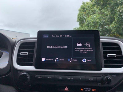 2026 Hyundai Venue SEL w/Two-Tone Roof