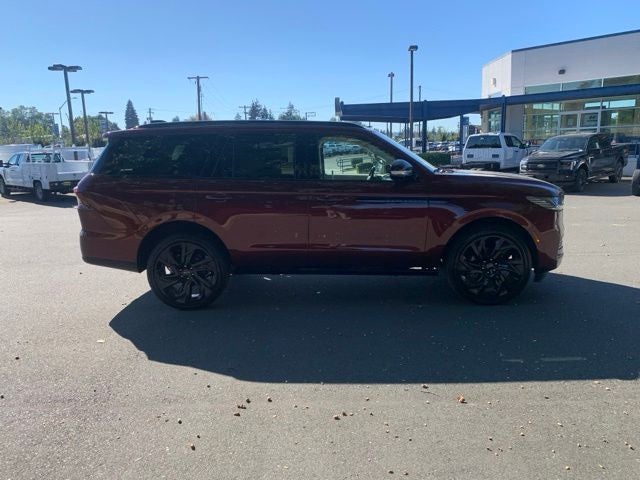 2027 Lincoln Navigator Reserve