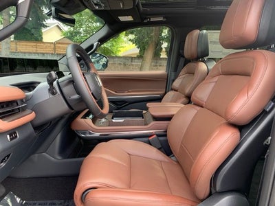 2027 Lincoln Navigator Reserve