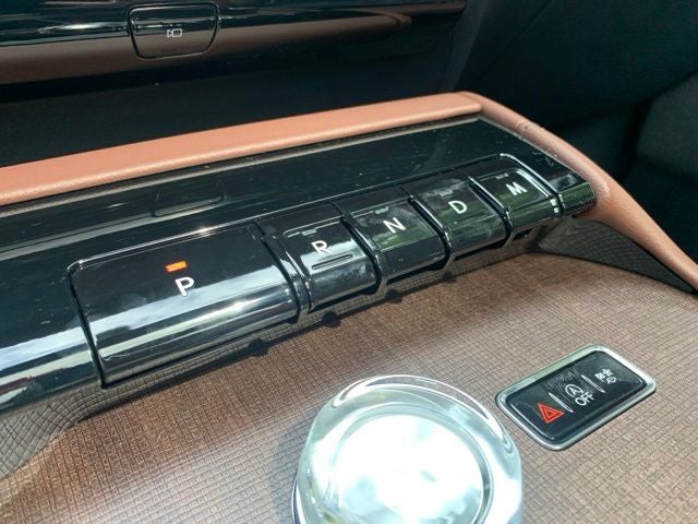 2027 Lincoln Navigator Reserve