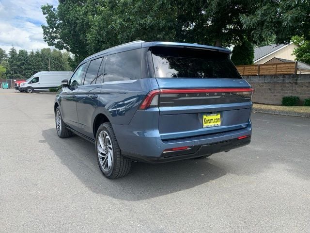 2027 Lincoln Navigator Reserve