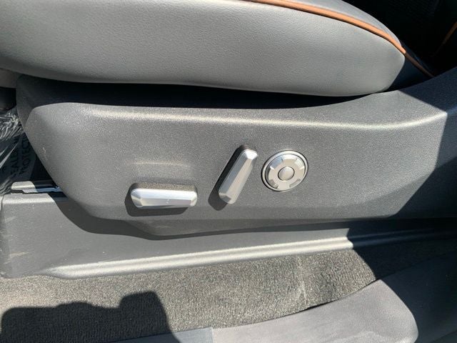 2027 Lincoln Navigator Black Label