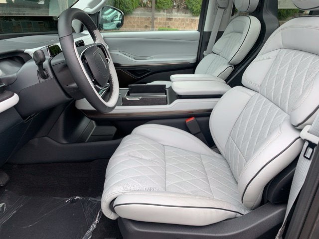 2027 Lincoln Navigator Black Label