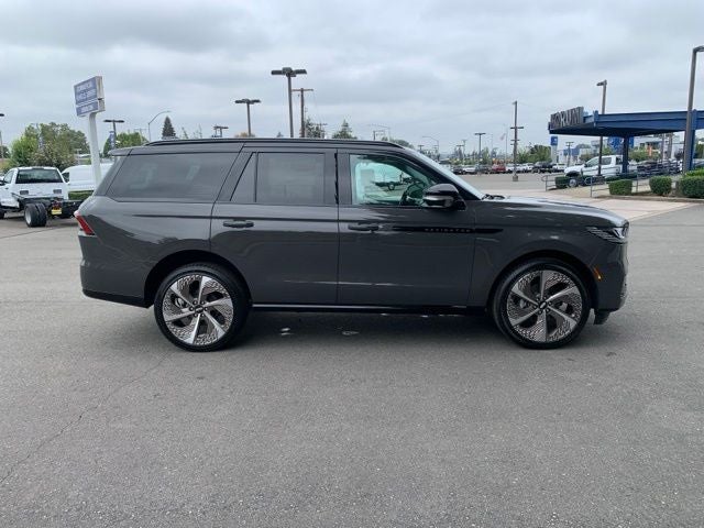 2027 Lincoln Navigator Black Label