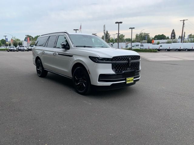 2027 Lincoln Navigator L Reserve