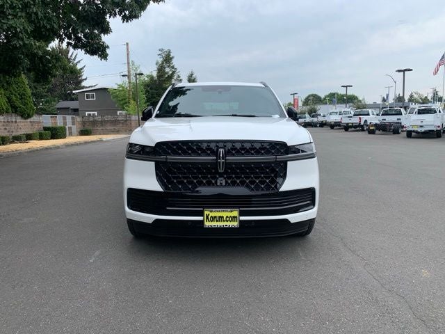 2027 Lincoln Navigator L Reserve