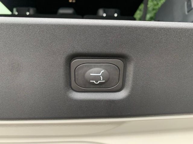 2027 Lincoln Navigator L Reserve