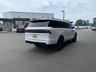 2027 Lincoln Navigator L Reserve