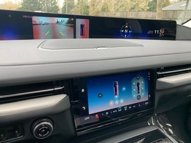 2026 Lincoln Navigator L Reserve