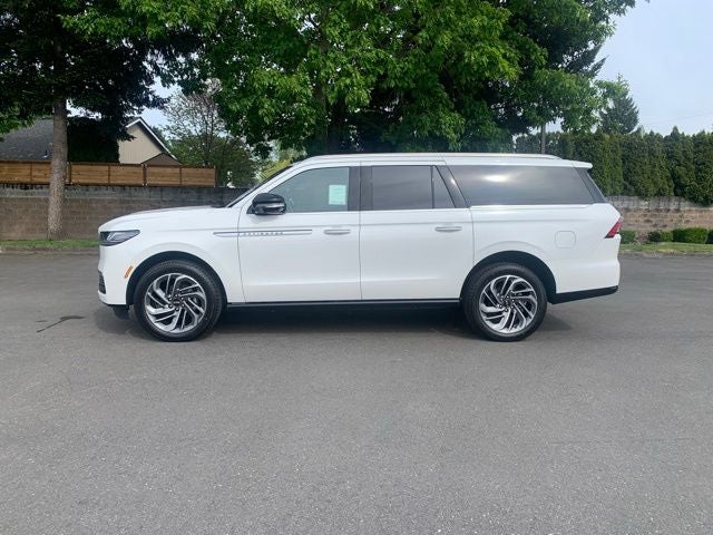 2026 Lincoln Navigator L Reserve