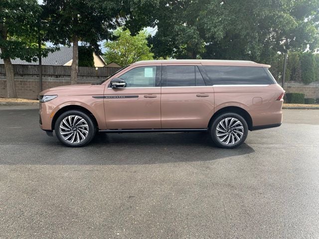 2025 Lincoln Navigator L Black Label