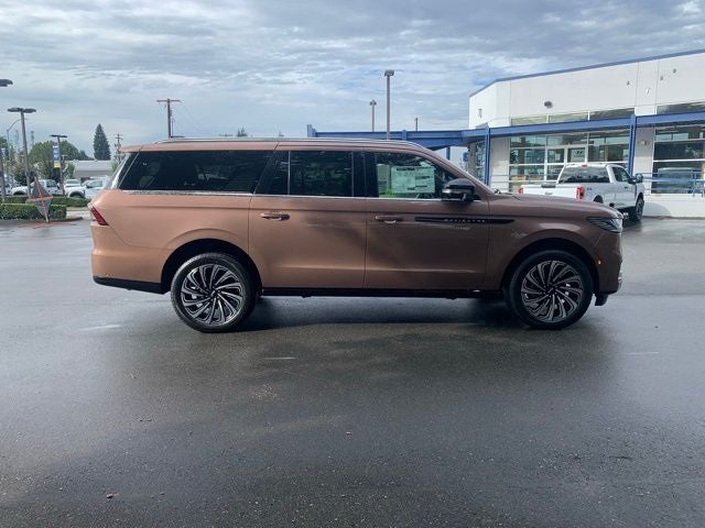 2025 Lincoln Navigator L Black Label