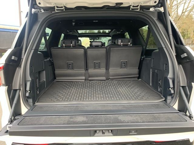 2026 Lincoln Navigator L Black Label