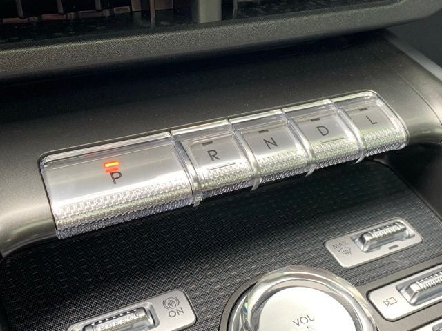 2025 Lincoln Nautilus Hybrid Reserve