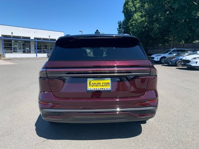 2025 Lincoln Nautilus Reserve