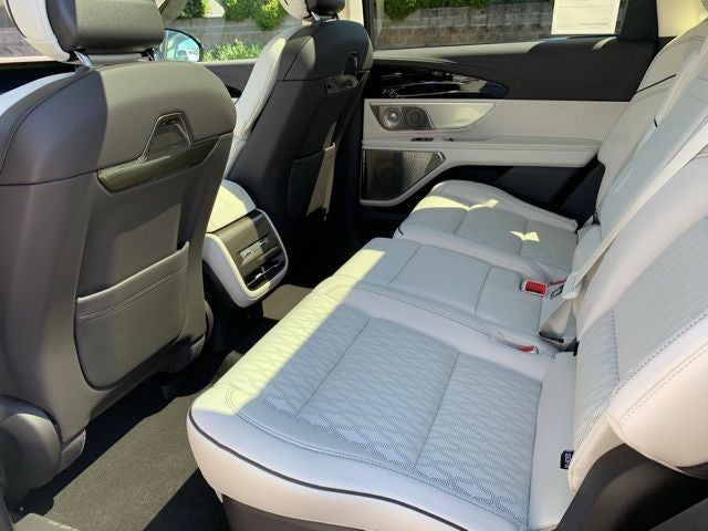 2025 Lincoln Nautilus Black Label