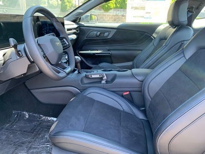 2025 Ford Mustang Dark Horse