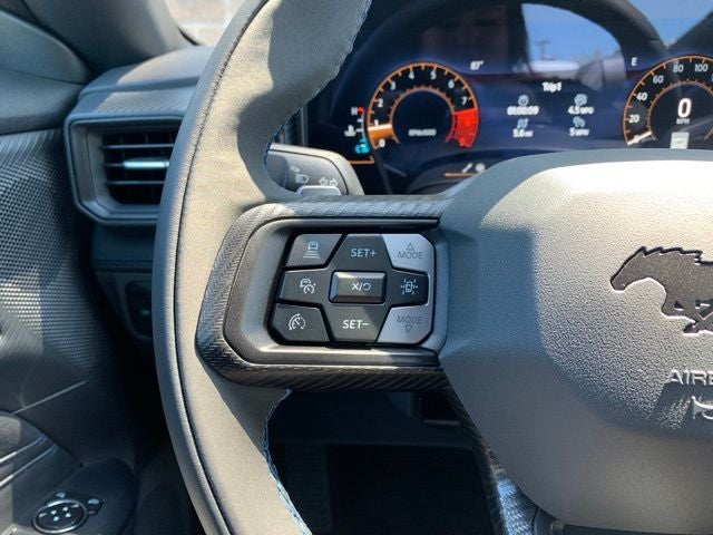 2025 Ford Mustang Dark Horse