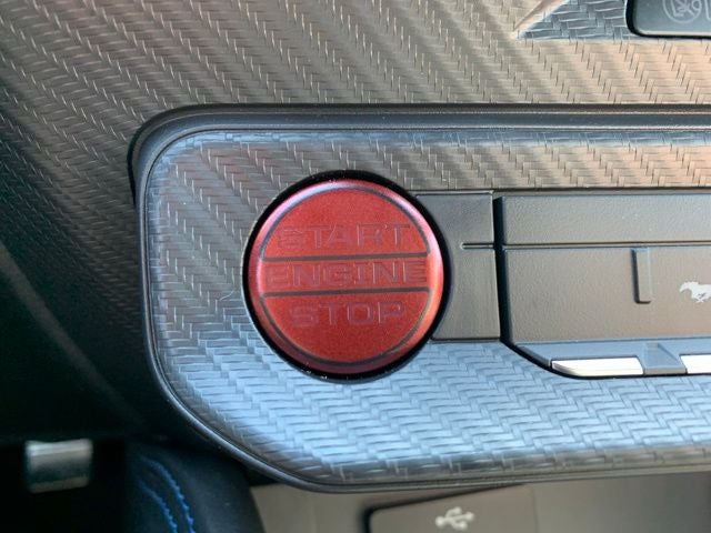 2025 Ford Mustang Dark Horse