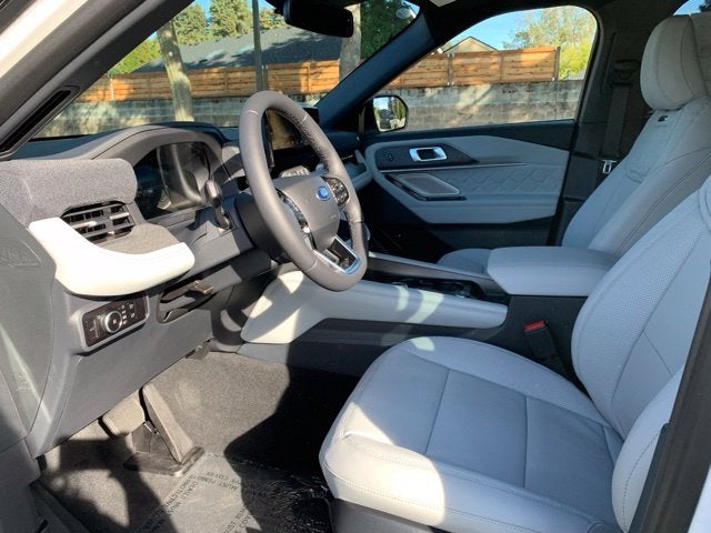 2027 Ford Explorer Platinum