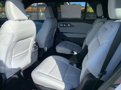 2027 Ford Explorer Platinum