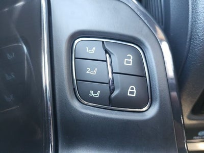 2025 Ford F-150 Lightning Platinum