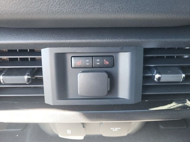 2025 Ford F-150 Lightning Platinum