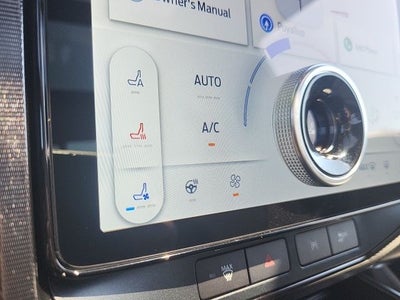 2025 Ford F-150 Lightning Platinum