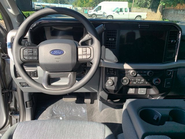 2027 Ford F-350SD XLT