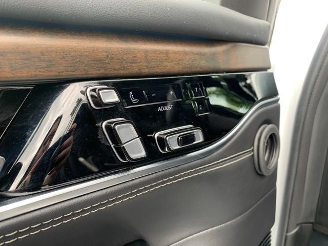 2022 Jeep Grand Wagoneer Series I