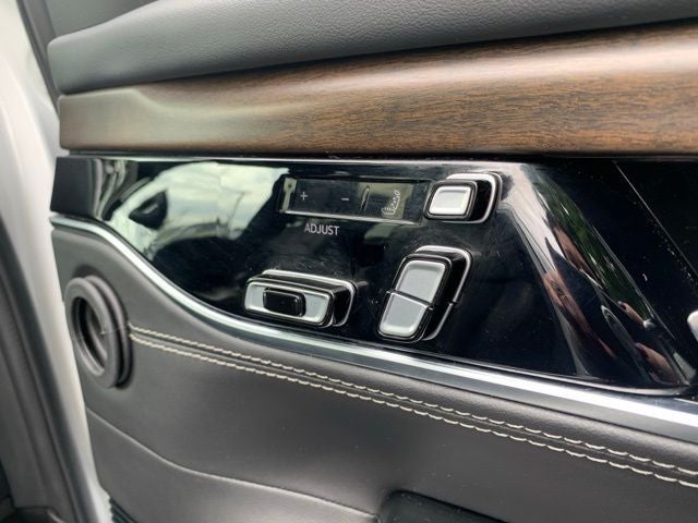 2022 Jeep Grand Wagoneer Series I