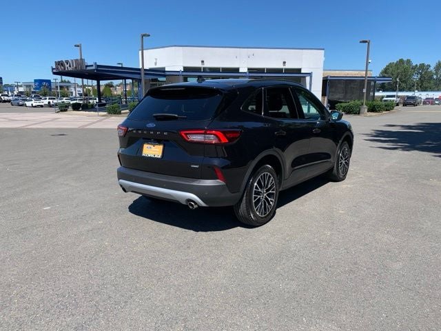 2025 Ford Escape Plug-In Hybrid Base
