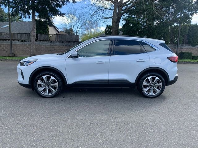 2025 Ford Escape Platinum