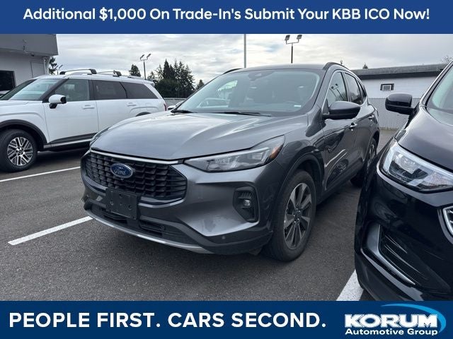 2024 Ford Escape Platinum