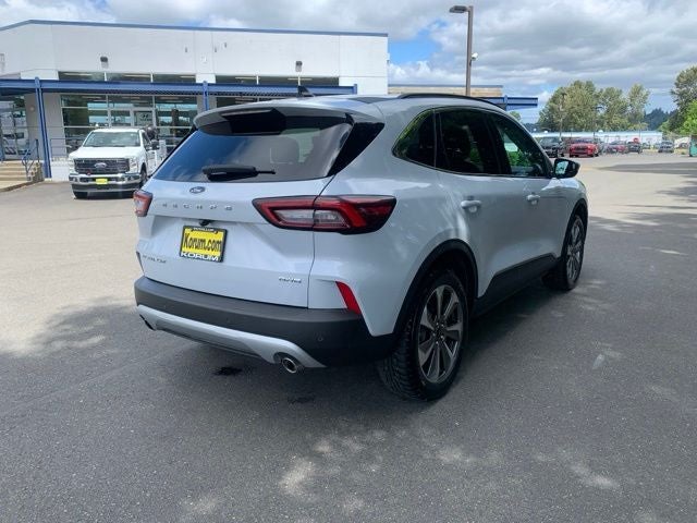 2025 Ford Escape Platinum