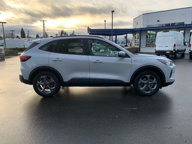 2025 Ford Escape Hybrid ST-Line Select