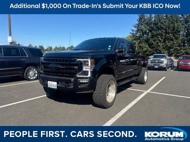 2022 Ford F-350SD Lariat