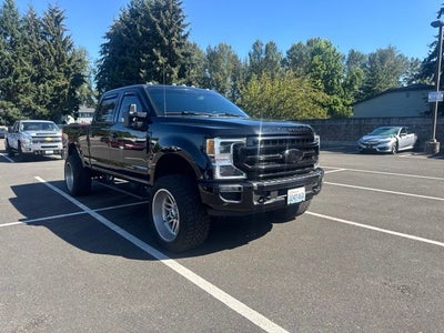 2022 Ford F-350SD Lariat