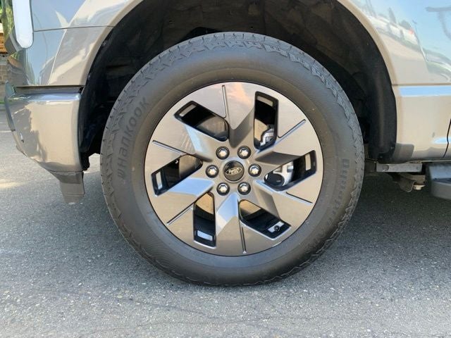 2022 Ford F-150 Lightning Lariat