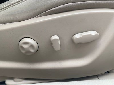 2010 Cadillac DTS W/1SC