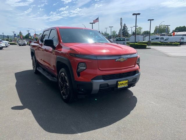 2025 Chevrolet Silverado EV LT