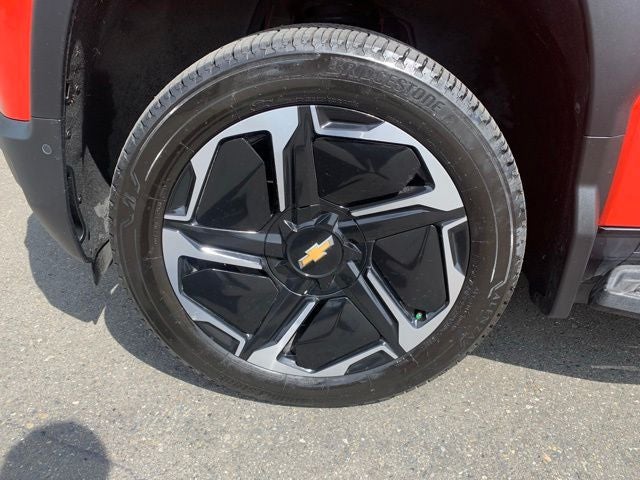 2025 Chevrolet Silverado EV LT